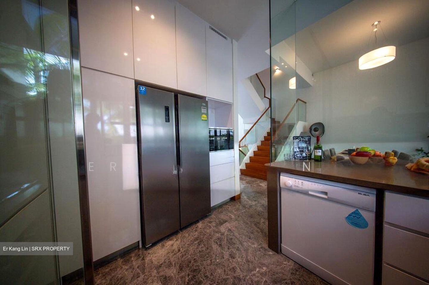 Sunrise Avenue (D28), Terrace #503402611